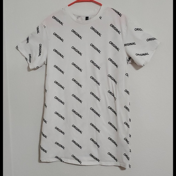 H&M Other - DIVIDED H & M 'Original' graphic tee white short sleeve top sz.sm/med Limited